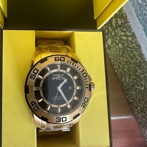 Brand new  Invita  watch for man, golden
